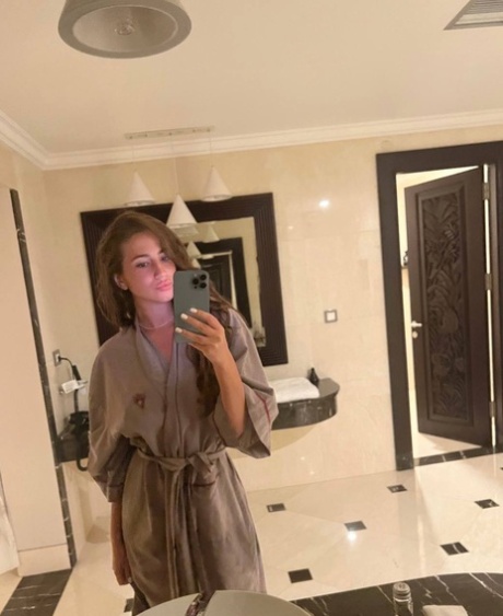 Taksim 5 Yıldızlı Otel Servisi Escort Bayan Nil